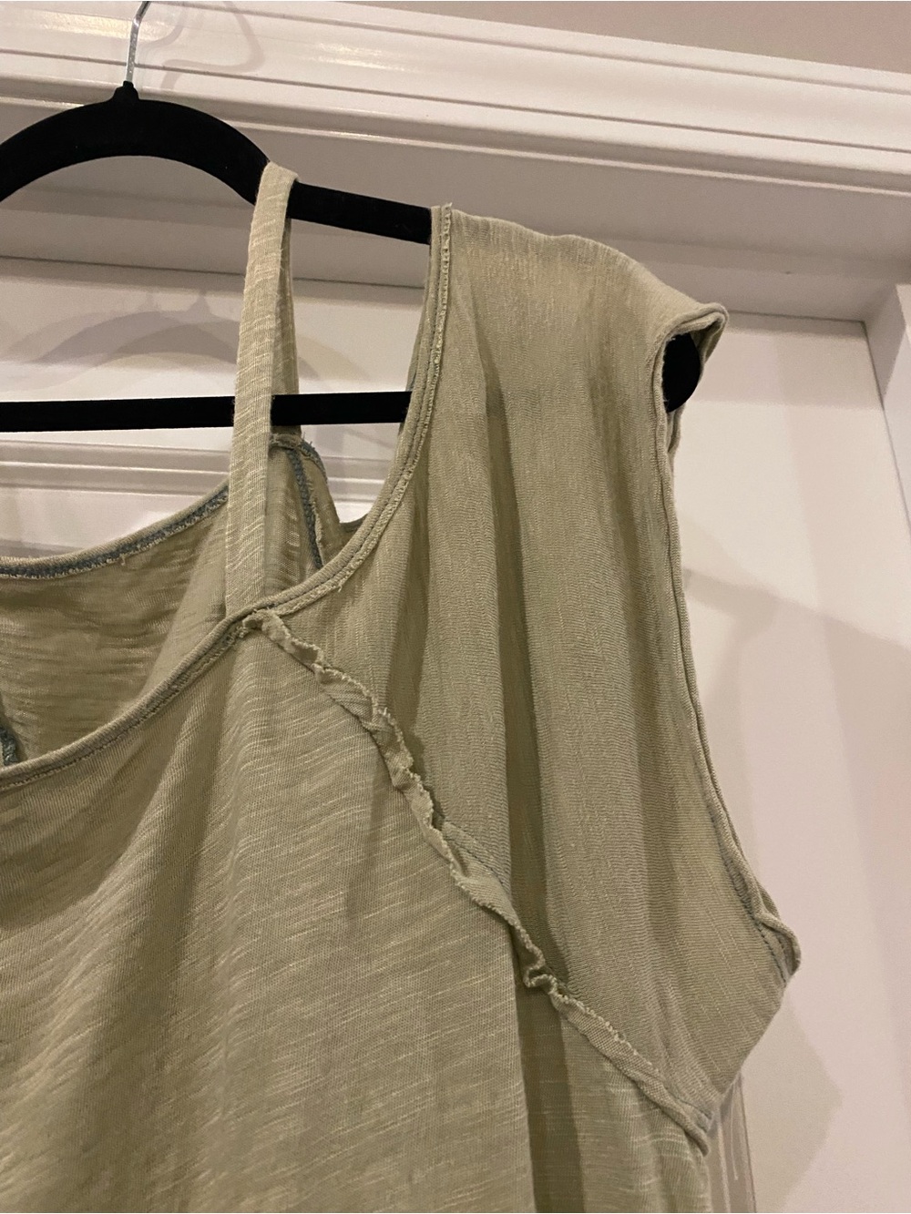 We the free light Olive Green Short Sleeve top - Picture 3 of 9